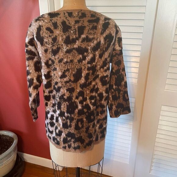 LINEAMAGLIA | leopard print boat neck sweater M - Picture 3 of 5